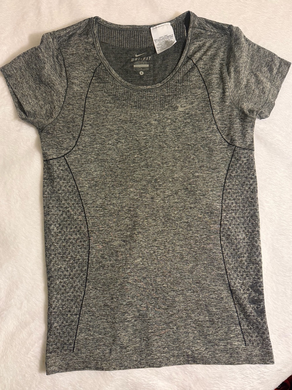 Nike Dri-FIT Women's Gray Short-Sleeve Athletic Top. NWOT